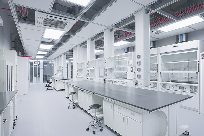 巴楚实验室革新：安全与科技的现代融合